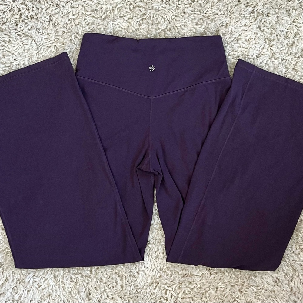 Athleta Elation Wide Leg Pant in Plum, Size Large